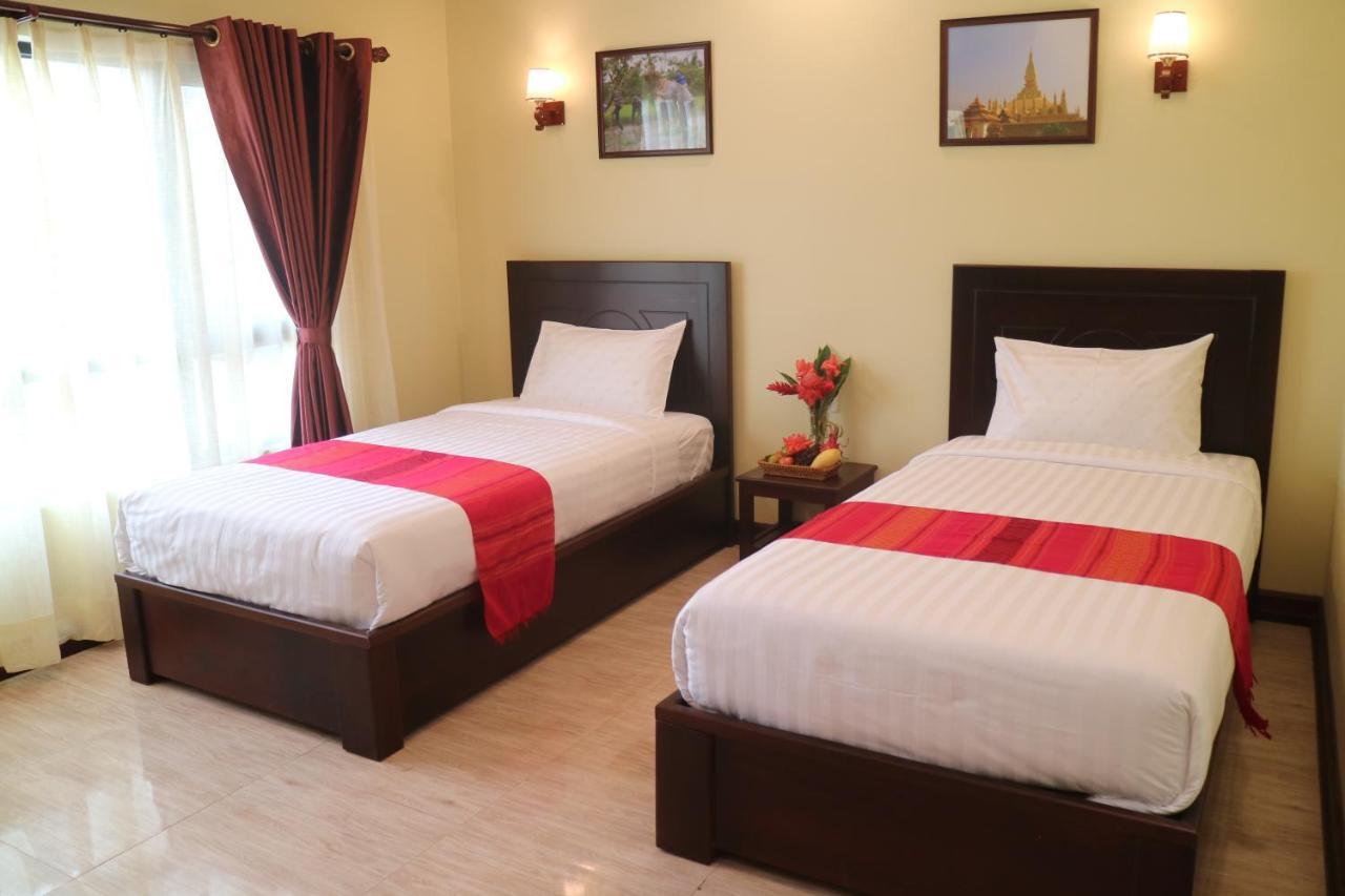 Pm Hotel Vang Vieng Eksteriør bilde