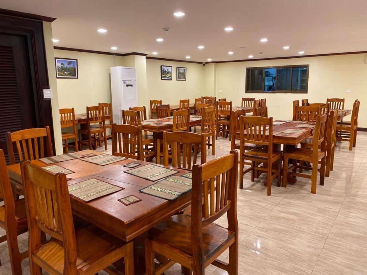 Pm Hotel Vang Vieng Eksteriør bilde