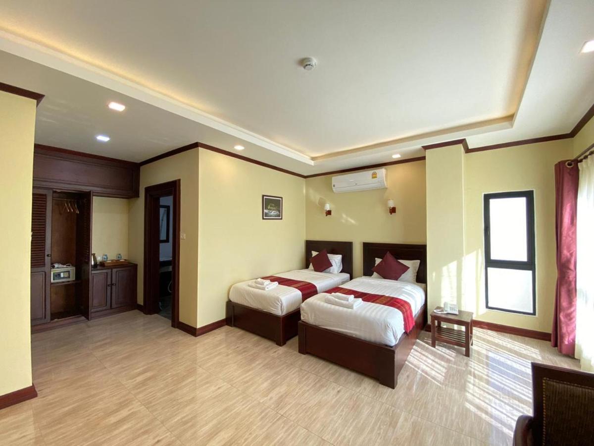 Pm Hotel Vang Vieng Eksteriør bilde